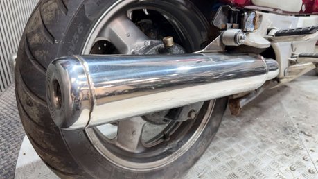 Honda ST 2000 42K PROJECT BIKE SPARES OR REPAIR SPORTS TOURER 8