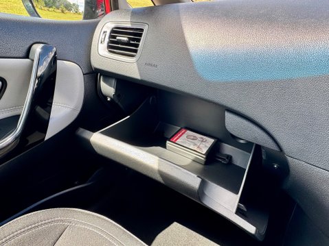 Kia Ceed CRDI 3 ECODYNAMICS 37