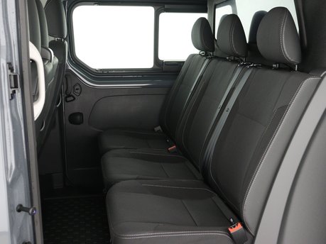 Renault Trafic LL30 Blue dCi 150 Extra Crew Van MY26 12