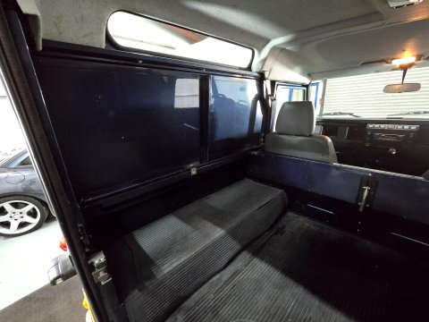 Land Rover Defender 2.5 TD5 County Hard Top SUV SWB 3dr 11