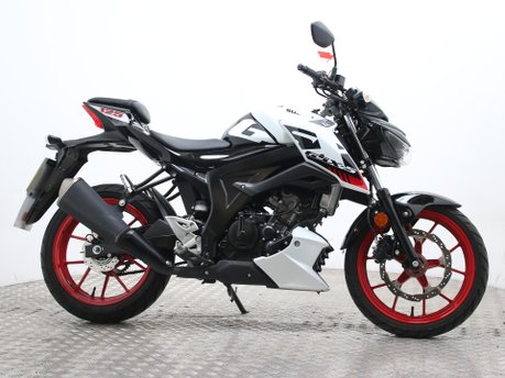 Suzuki GSX-S125 GSXS 125