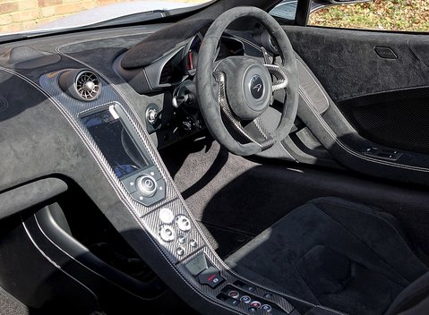 McLaren 675 LT Spider 8