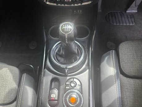 Mini Clubman COOPER ONLY 48,000 MILES FROM NEW ONE OWNER FROM NEW 10