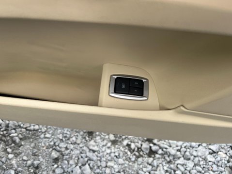 Jaguar XF 2.2d Portfolio Auto Euro 5 (s/s) 4dr 46