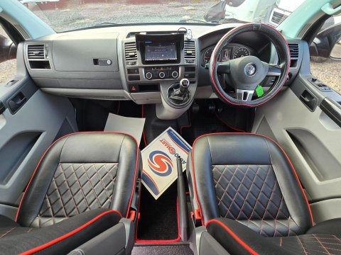 Volkswagen Campervan 26