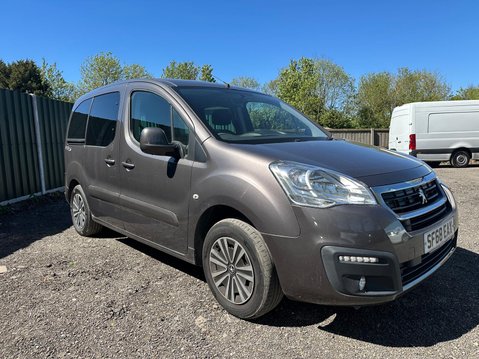 Peugeot Partner HORIZON RE 8