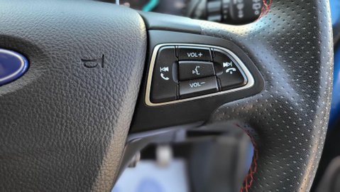 Ford Ecosport ST-LINE 19