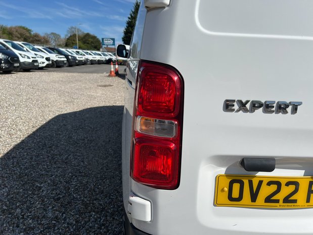 Peugeot Expert MWB L2H1 Low Roof Premium Air Con Sensors EURO 6 NO VAT 26