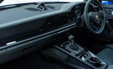 Porsche 911 GT3 RS (992) 19