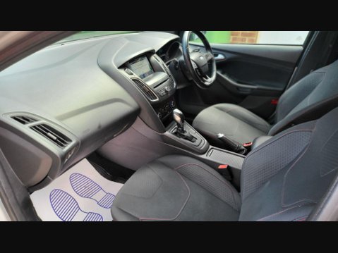 Ford Focus ST-LINE 27