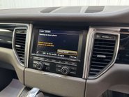 Porsche Macan 3.0 Macan S Semi-Auto 4WD 5dr 89