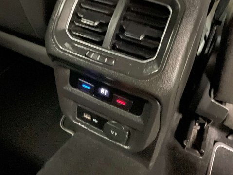 Volkswagen Tiguan 2.0 Tiguan Allspace SE Nav TDI 4Motion Semi-Auto 4WD 5dr 34