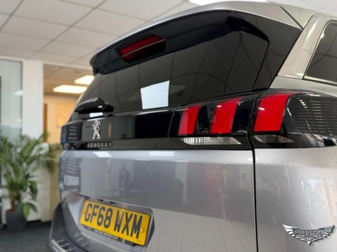 Peugeot 5008 1.2 PureTech Allure EAT Euro 6 (s/s) 5dr 17