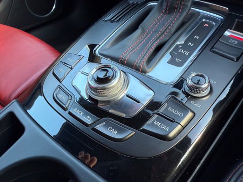 Audi S4 S4 AVANT QUATTRO BLACK EDITION 19