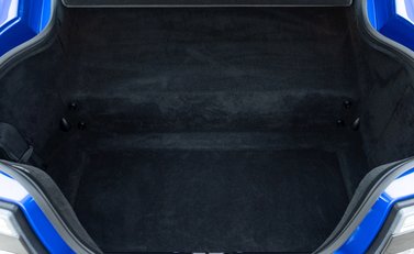 Aston Martin Vantage GT8 37