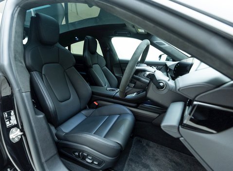 Porsche Taycan Turbo S 10