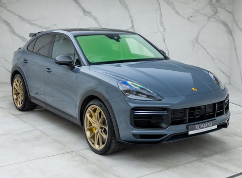 Porsche Cayenne Turbo GT 8