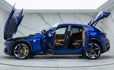 Ferrari Purosangue 3