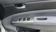 Toyota Prius 1.5 T3 Hatchback 5dr Petrol Hybrid CVT (104 g/km, 76 bhp) 10