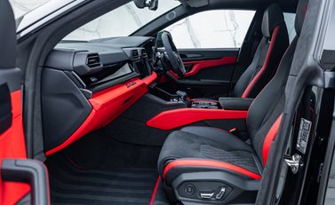 Lamborghini Urus SE 27