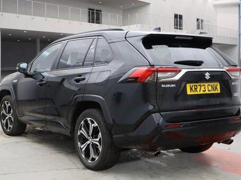 Suzuki Across E-FOUR PHEV 3