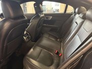 Jaguar XF 3.0d S V6 Premium Luxury Saloon 4dr Diesel Auto Euro 5 (s/s) (275 ps) 14