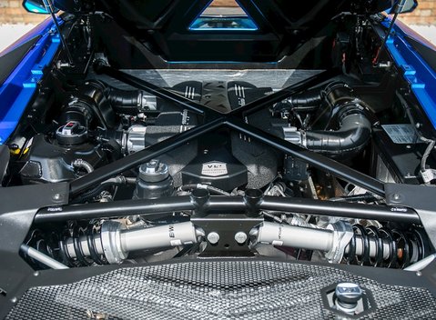 Lamborghini Aventador SV LP750-4 Roadster 32