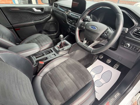 Ford Kuga 1.5T EcoBoost ST-Line Edition SUV 5dr Petrol Manual Euro 6 (s/s) (150 ps) 44