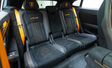 Lamborghini Urus Performante 15