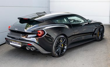 Aston Martin Vanquish ZAGATO Shooting Brake 3