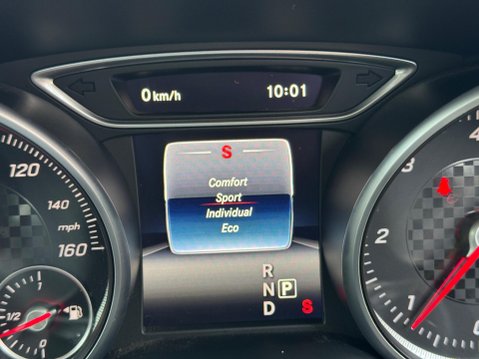 Mercedes-Benz A Class 1.5 A180d Sport (Executive) 7G-DCT Euro 6 (s/s) 5dr 33