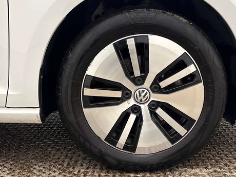 Volkswagen Golf e-Golf 5dr 5
