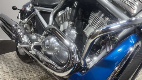 Harley-Davidson Street VROD VRSCR 2007 18K NEW MOT SERVICED RIDES WITHOUT FAULT 1130CC 34