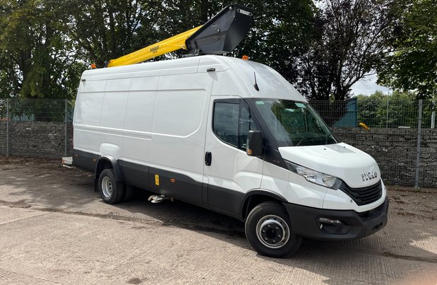 Iveco Daily 70C18 4100 c/w 140DEG VTL 2200mm access platform