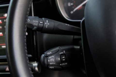 Citroen C3 Aircross PURETECH FLAIR S/S EAT6 16