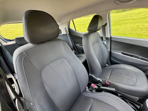 Hyundai i10 SE 15
