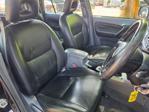 Toyota Rav4 2.0 VVT-i VX 4WD 5dr 8