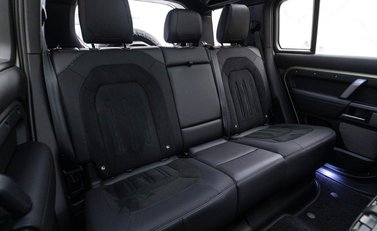 Land Rover Defender V8 9