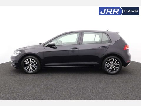 Volkswagen Golf 2.0 Golf SE Nav TDI BlueMotion Technology Semi-Auto 5dr 10