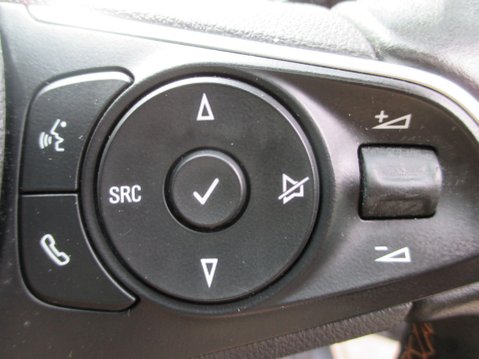 Vauxhall Crossland X 1.2 Elite Nav Euro 6 5dr 32