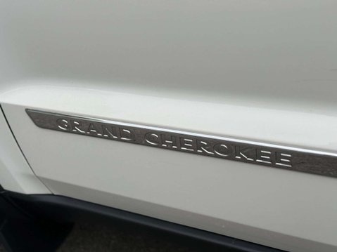 Jeep Grand Cherokee 3.0 V6 CRD Overland Auto 4WD Euro 5 5dr 19