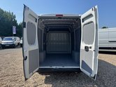 Citroen Relay MWB L2H2 Medium Roof Enterprise 35 Air Con Nav EURO 6 SELECT 8