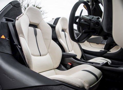 McLaren 570S Spider 16