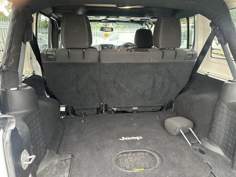 Jeep Wrangler V6 RUBICON UNLIMITED 15