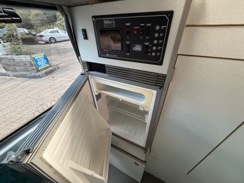 Bilbos Nektar T4 2.5 SWB 2 BERTH POP TOP CAMPER VAN 20