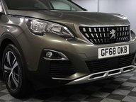 Peugeot 3008 S/S ALLURE 24