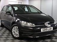 Volkswagen Golf S TSI 9