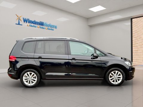 Volkswagen Touran 1.6 TDI BlueMotion Tech SE Family DSG Euro 6 (s/s) 5dr 4