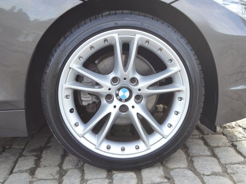 BMW Z4 E89 2.5 23i sDrive Roadster 41