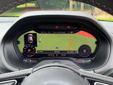 Audi Q2 TFSI S LINE 29